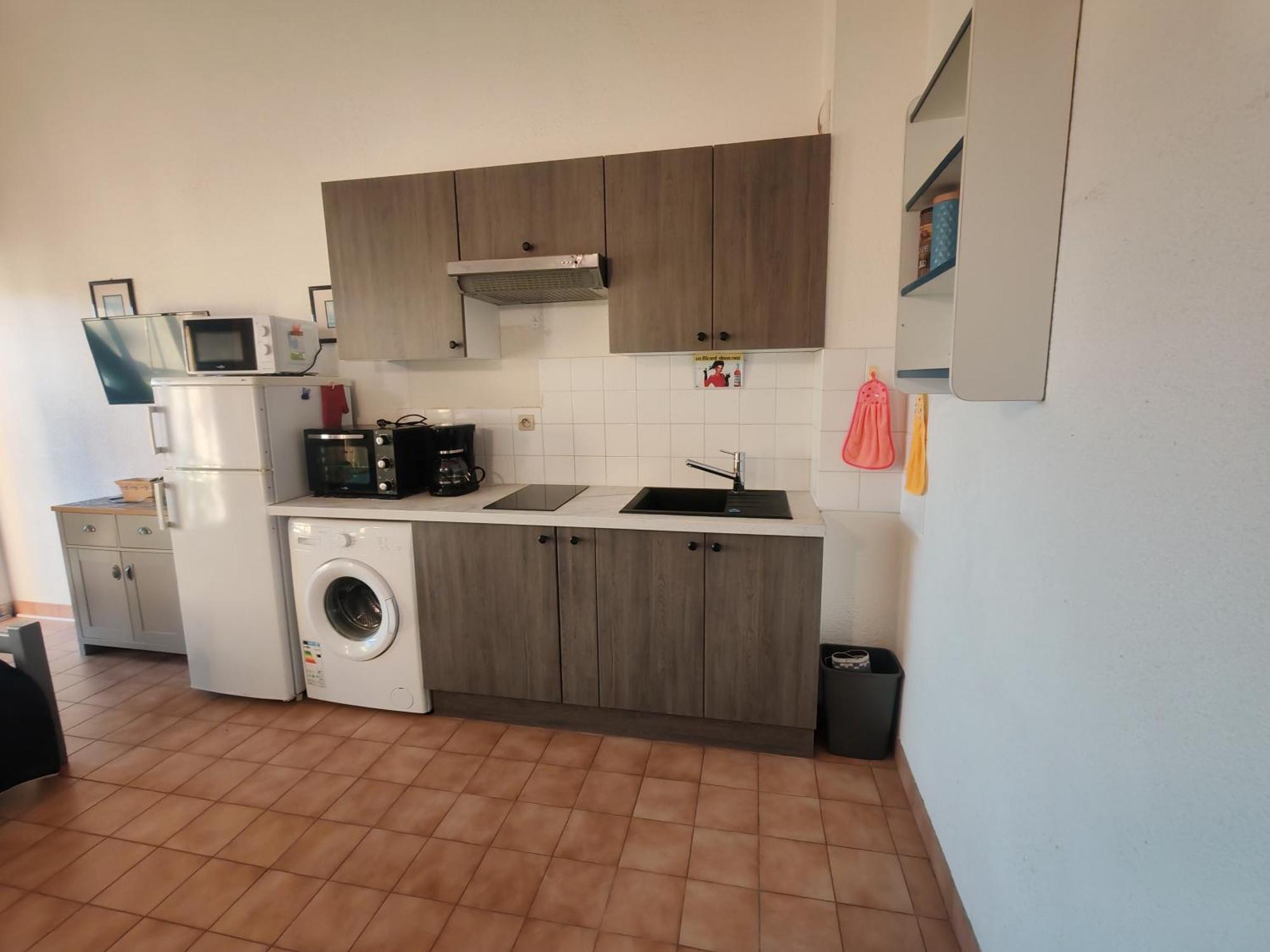 Studio 34 Curistes/Vacanciers Balaruc-les-Bains Eksteriør bilde